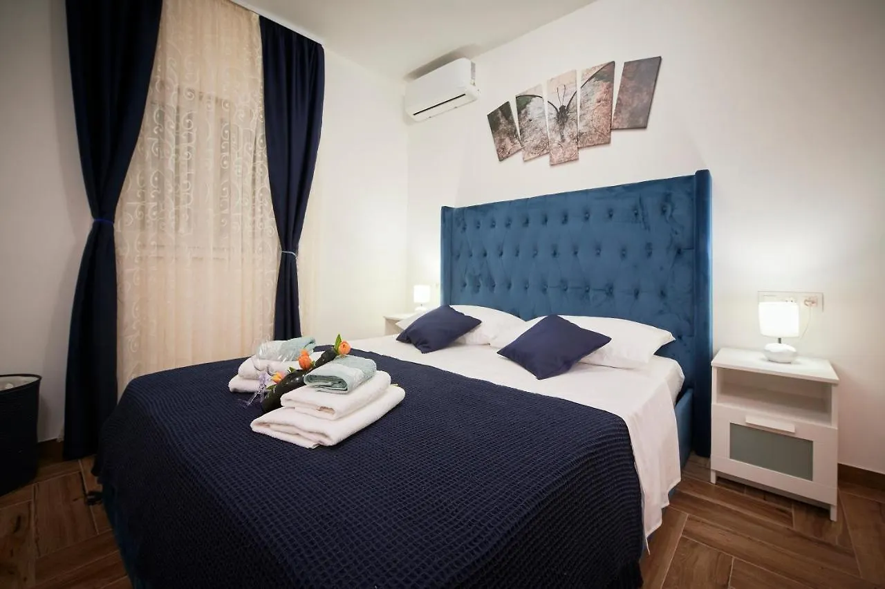 Apartment New 4* Apartman Zoa In Trogir