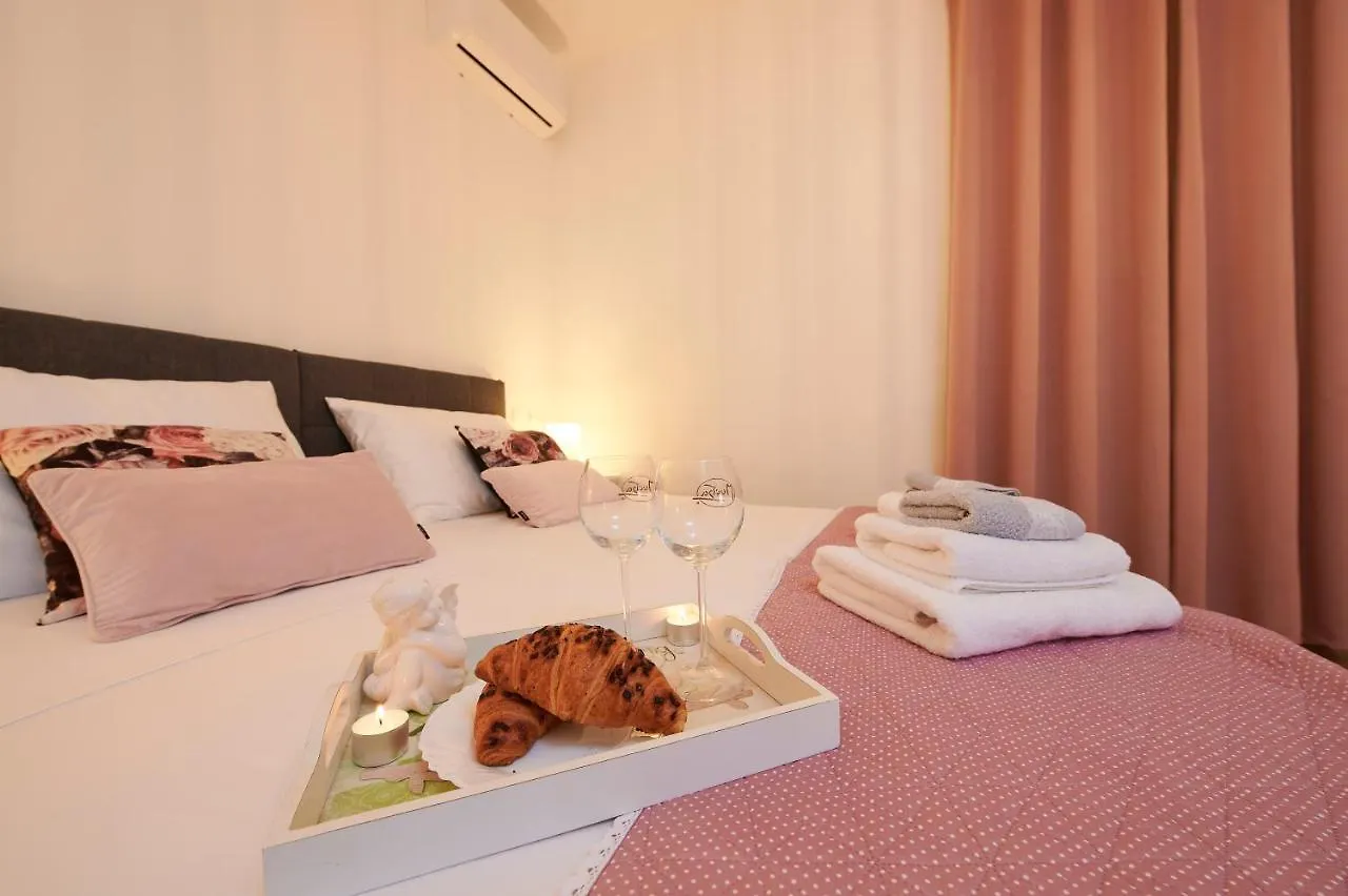 New 4* Apartman Zoa In Trogir
